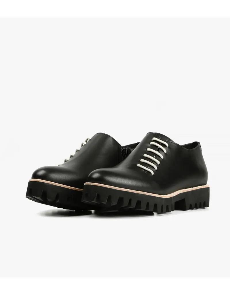 ALL BLACK Footwear Side Cord Inside Zip Shoes in Black/Ivory